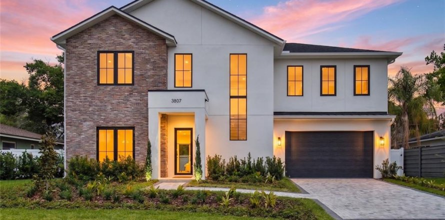 Villa ou maison à Orlando, Floride 5 chambres, 311.97 m2 № 2150324
