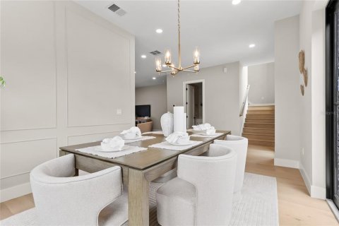Villa ou maison à vendre à Orlando, Floride: 5 chambres, 311.97 m2 № 2150324 - photo 16
