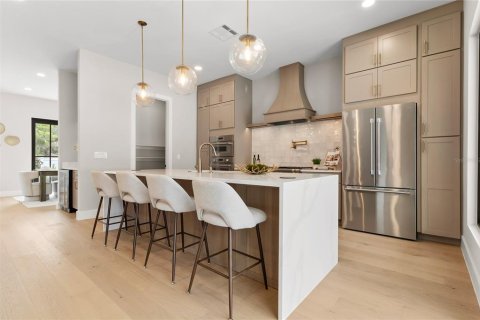 Villa ou maison à vendre à Orlando, Floride: 5 chambres, 311.97 m2 № 2150324 - photo 10