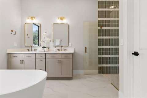 Villa ou maison à vendre à Orlando, Floride: 5 chambres, 311.97 m2 № 2150324 - photo 5