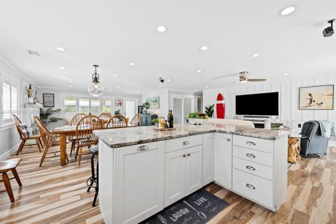 Casa en venta en Dania Beach, Florida, 3 dormitorios, 154.59 m2 № 2000731 - foto 8