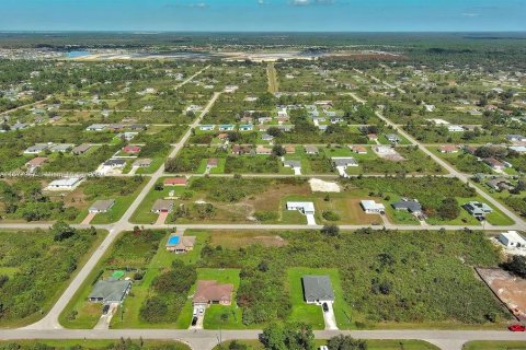 Land in Lehigh Acres, Florida № 2164322 - photo 15