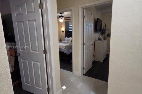 Casa en venta en Plantation, Florida, 4 dormitorios, 195.65 m2 № 2023731 - foto 27