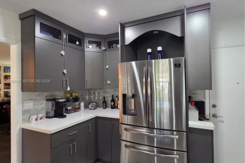 Casa en venta en Plantation, Florida, 4 dormitorios, 195.65 m2 № 2023731 - foto 14