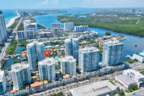 Copropriété à vendre à Sunny Isles Beach, Floride: 3 chambres, 134.43 m2 № 1962484 - photo 5