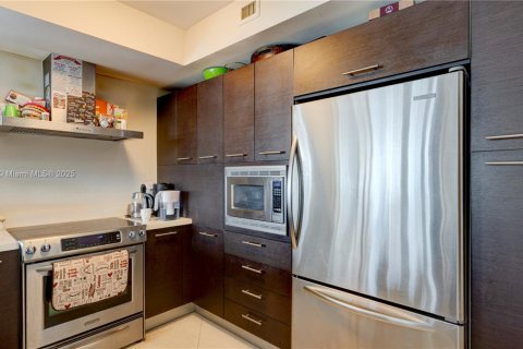 Copropriété à vendre à Sunny Isles Beach, Floride: 3 chambres, 134.43 m2 № 1962484 - photo 12