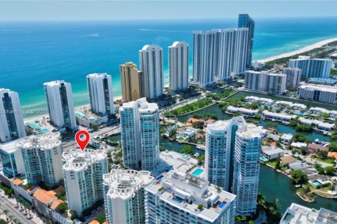 Copropriété à vendre à Sunny Isles Beach, Floride: 3 chambres, 134.43 m2 № 1962484 - photo 3