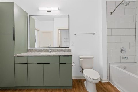 Снять в аренду квартиру в Нокомис, Флорида 5 комнат, 74.6м2, № 2157823 - фото 18