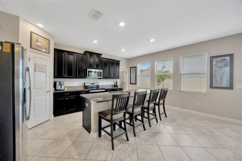 House in Riverview, Florida 5 bedrooms, 311.13 sq.m. № 2167074 - photo 8
