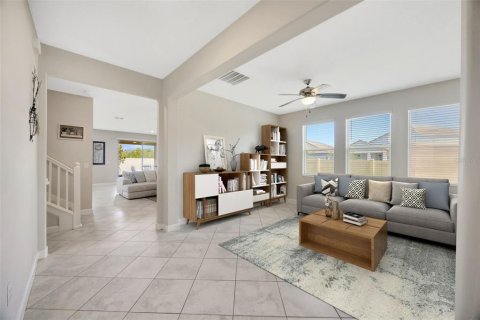 House in Riverview, Florida 5 bedrooms, 311.13 sq.m. № 2167074 - photo 6