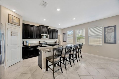 House in Riverview, Florida 5 bedrooms, 311.13 sq.m. № 2167074 - photo 4