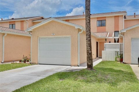 Condo in Rockledge, Florida, 2 bedrooms  № 1841879 - photo 2