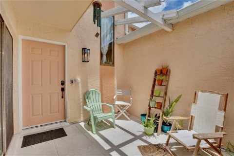 Condo in Rockledge, Florida, 2 bedrooms  № 1841879 - photo 4