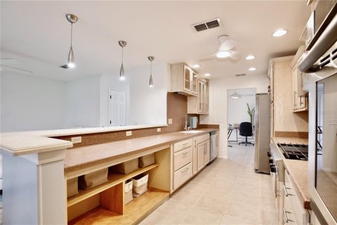 Condo in Rockledge, Florida, 2 bedrooms  № 1841879 - photo 10