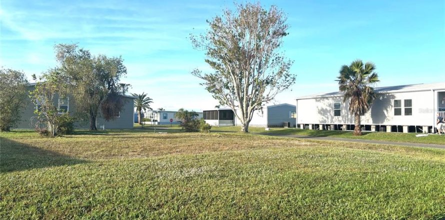 Terrain à North Port, Floride № 1564400
