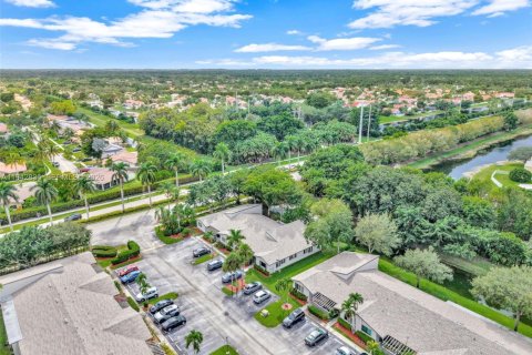 Villa ou maison à louer à Weston, Floride: 3 chambres, 117.8 m2 № 2000171 - photo 10