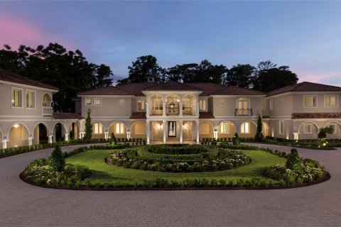 Casa en Windermere, Florida 10 dormitorios, 1247.21 m2 № 2135766