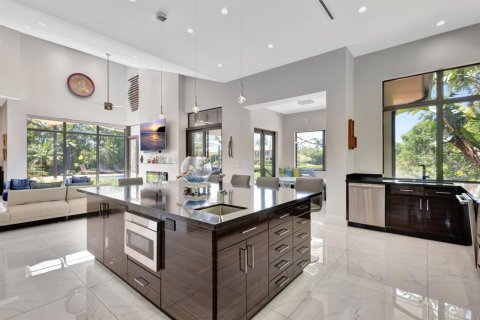 Villa ou maison à vendre à Palm Beach Gardens, Floride: 4 chambres, 468.13 m2 № 2274305 - photo 19