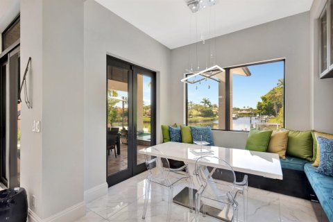 Villa ou maison à vendre à Palm Beach Gardens, Floride: 4 chambres, 468.13 m2 № 2274305 - photo 16
