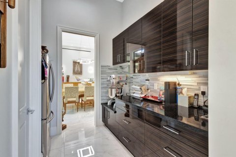 Villa ou maison à vendre à Palm Beach Gardens, Floride: 4 chambres, 468.13 m2 № 2274305 - photo 23