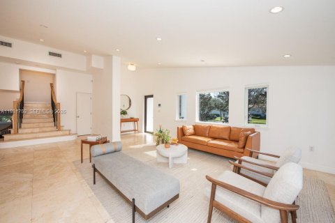 Купить виллу или дом в Корал-Гейблс, Флорида 3 спальни, 205.87м2, № 2049129 - фото 3