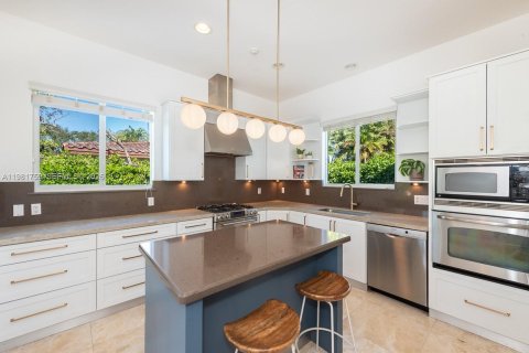 Купить виллу или дом в Корал-Гейблс, Флорида 3 спальни, 205.87м2, № 2049129 - фото 7