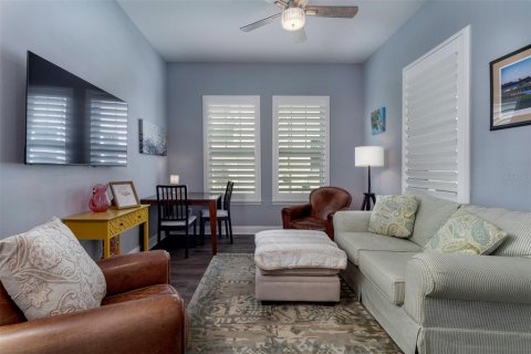 House in Winter Garden, Florida 4 bedrooms, 209.96 sq.m. № 1685072 - photo 9