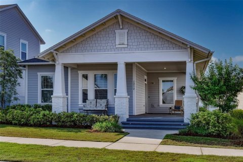 House in Winter Garden, Florida 4 bedrooms, 209.96 sq.m. № 1685072 - photo 1