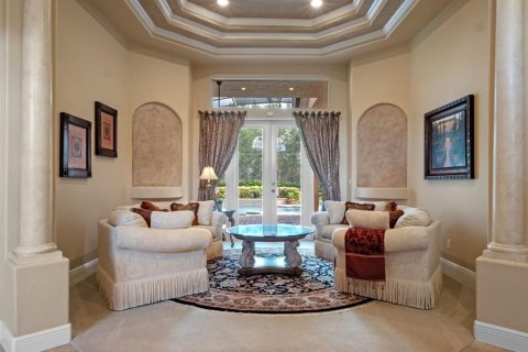 House in Orlando, Florida 4 bedrooms, 331.75 sq.m. № 1827795 - photo 5