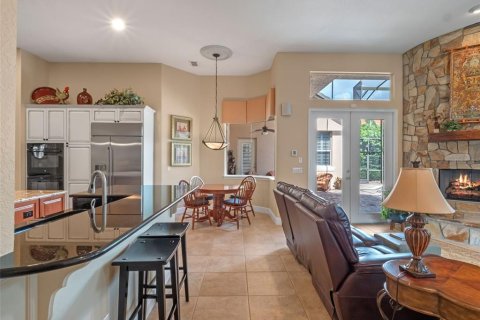 House in Orlando, Florida 4 bedrooms, 331.75 sq.m. № 1827795 - photo 10