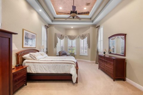 House in Orlando, Florida 4 bedrooms, 331.75 sq.m. № 1827795 - photo 17