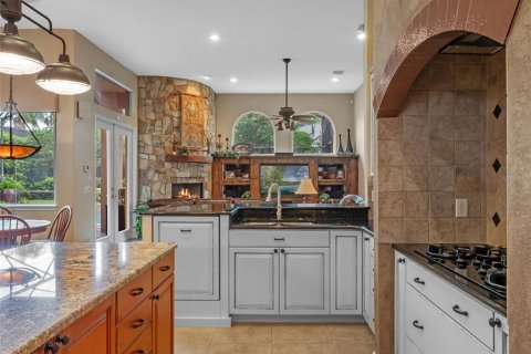 House in Orlando, Florida 4 bedrooms, 331.75 sq.m. № 1827795 - photo 11