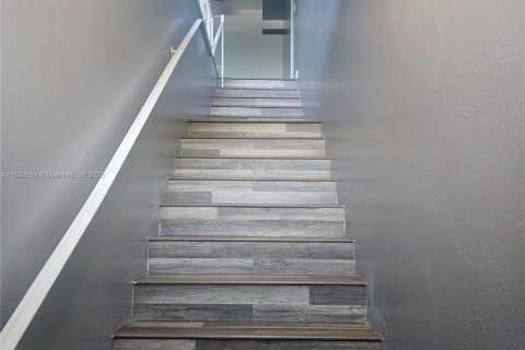 Apartamento en alquiler en Fort Lauderdale, Florida, 2 dormitorios № 1888011 - foto 16