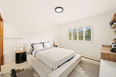 Купить виллу или дом в Майами-Бич, Флорида 5 спален, № 2049177 - фото 16