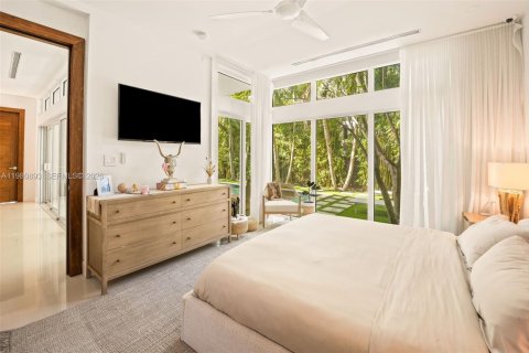 Купить виллу или дом в Майами-Бич, Флорида 5 спален, № 2049177 - фото 13