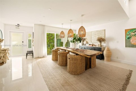 Купить виллу или дом в Майами-Бич, Флорида 5 спален, № 2049177 - фото 3