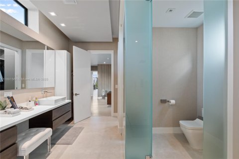 Villa ou maison à vendre à Doral, Floride: 5 chambres, 377.83 m2 № 1944018 - photo 22