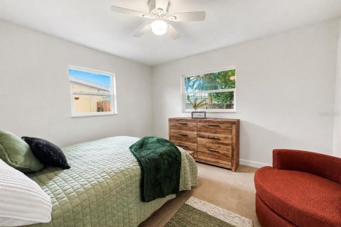 House in Dunedin, Florida 3 bedrooms, 90.58 sq.m. № 2344856 - photo 14
