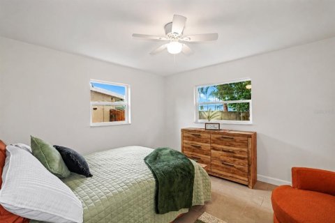 House in Dunedin, Florida 3 bedrooms, 90.58 sq.m. № 2344856 - photo 15