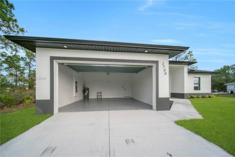 Casa en venta en Lehigh Acres, Florida, 3 dormitorios, 151.43 m2 № 2008053 - foto 12