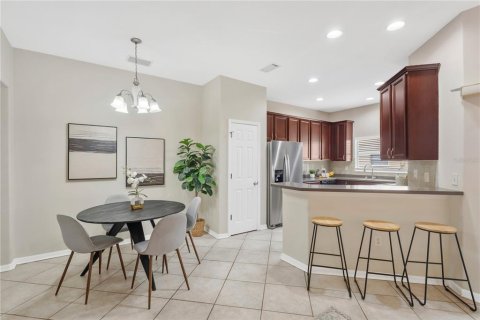 Townhouse in Tampa, Florida 3 bedrooms, 140.56 sq.m. № 2386603 - photo 14