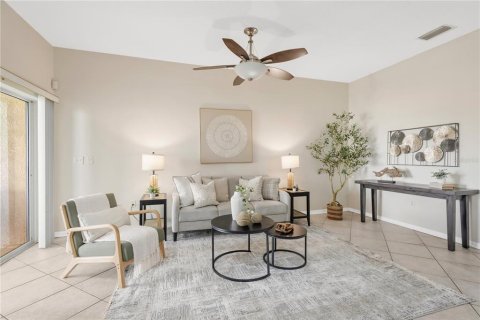 Townhouse in Tampa, Florida 3 bedrooms, 140.56 sq.m. № 2386603 - photo 11