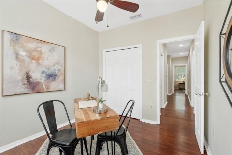 Townhouse in Tampa, Florida 3 bedrooms, 140.56 sq.m. № 2386603 - photo 25