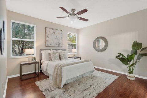 Townhouse in Tampa, Florida 3 bedrooms, 140.56 sq.m. № 2386603 - photo 18