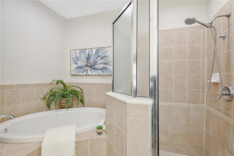Townhouse in Tampa, Florida 3 bedrooms, 140.56 sq.m. № 2386603 - photo 22