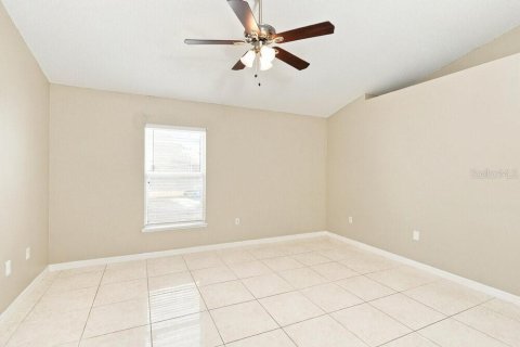 House in Kissimmee, Florida 3 bedrooms, 174.1 sq.m. № 2395848 - photo 10
