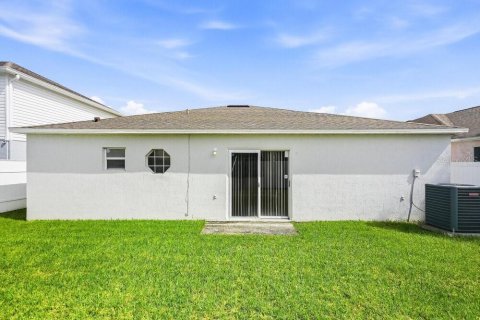 House in Kissimmee, Florida 3 bedrooms, 174.1 sq.m. № 2395848 - photo 16