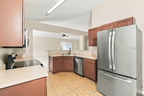 House in Kissimmee, Florida 3 bedrooms, 174.1 sq.m. № 2395848 - photo 8