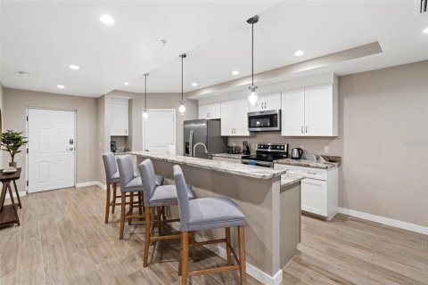 Condominio en venta en Cape Coral, Florida, 2 dormitorios, 136.19 m2 № 1677569 - foto 10