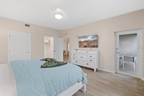 Condominio en venta en Cape Coral, Florida, 2 dormitorios, 136.19 m2 № 1677569 - foto 15